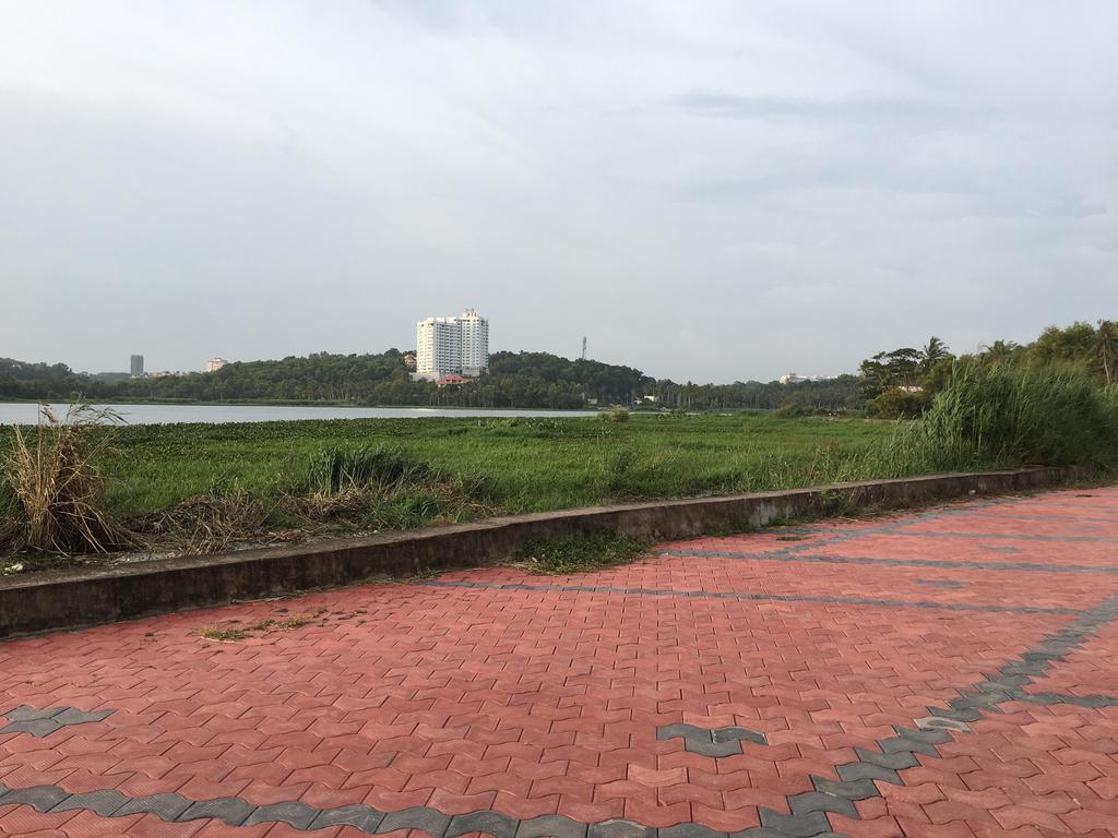 Rams Guest House Near Lulu Mall Thiruvananthapuram Eksteriør billede
